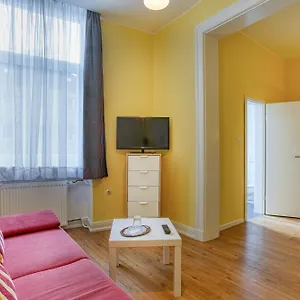 Ff&e Carlton 2*, Dortmund Alemania